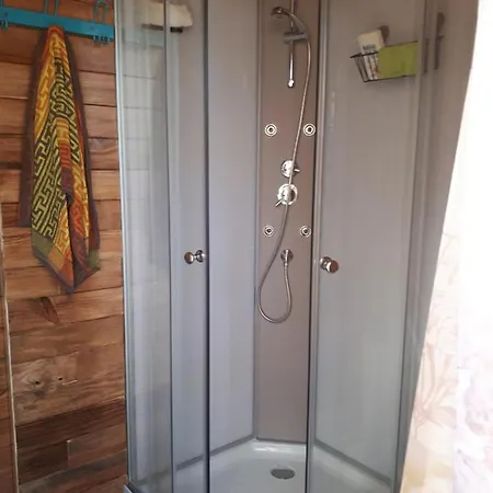Ressource Au Chalet 게스트하우스 투르농쉬르론
